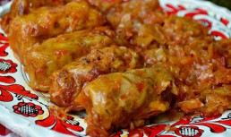 Sarmale in foi de varza, la slow cooker