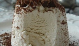 Semifreddo cu mascarpone si cafea