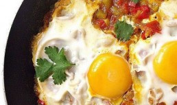 Shakshuka cu vinete