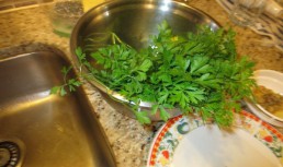 Sos de vara racoros cu patrunjel pentru gratare de carne sau peste