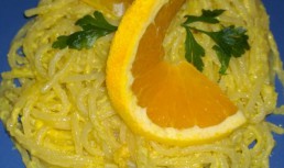 Spaghete cu sos de portocale