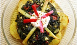 Spanac cu cartofi la cuptor