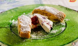 Strudel Tirolez cu mere sau branza dulce