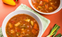 Supa de legume la slow cooker Crock-Pot