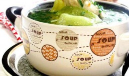 Supa de pui cu dovlecei