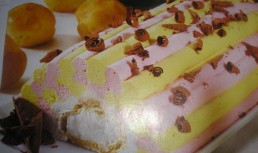 Surpriza de mango si capsuni