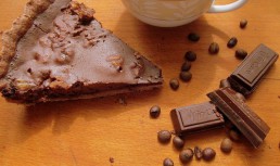 Tarta cu ciocolata si nuci