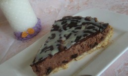 Tarta cu ciocolata si visine