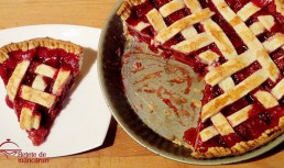 Tarta cu cirese si capsuni