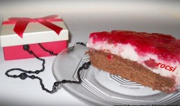 Tarta cu crema de iaurt si visine