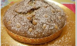 Tarta cu iaurt si picaturi de ciocolata amara