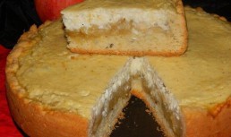 Tarta cu mere si branza de vaci