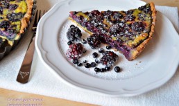 Tarta cu mure si afine