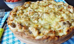 Tarta cu piept de pui, ciuperci si porumb
