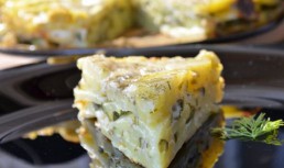 Tarta de cartofi si dovlecei cu ceapa verde