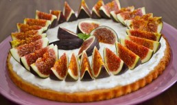 Tarta de smochine cu iaurt si portocale