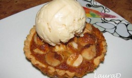 Tarte cu nuci macadamia aromate