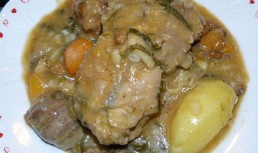 Tocanita de pasare cu legume
