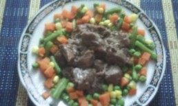 Tocanita Porc Cu Vin Rosu Si Coriandru