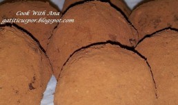 Trufe Cu Biscuiti Si Ciocolata