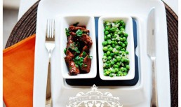 Vita in vin rosu cu sote de mazare