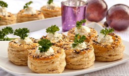 Vol au vent cu crema de branza