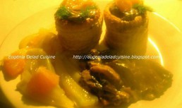 Vol- au- vent cu somon fum'ee in sos de homar cu coniac si salata de fenicul cu portocale