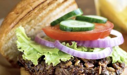 Burger De Quinoa, Delicios Si Foarte Sanatos