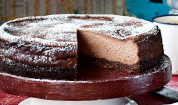 Cheesecake Cu Ciocolata Si Alune
