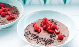 Mousse De Ciocolata Si Avocado - Fara Zahar