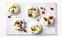 Pavlova - Reteta Vegana