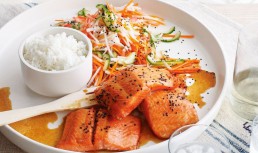 Somon Teriyaki Cu Legume Murate