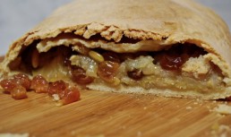 Strudel Cu Stafide