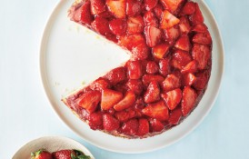 Tort de căpșuni "răsturnat"
