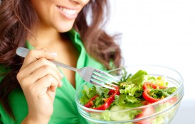 Dieta vegetariană, slăbești și ții la distanță bolile cronice