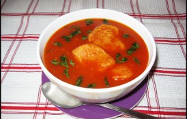 Supă de roșii cu găluște