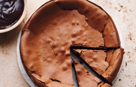 Cea mai simplă prăjitură cu ciocolată - din 4 ingrediente