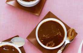 Creme Brulee Cu Caramel Sarat Si Ciocolata Neagra