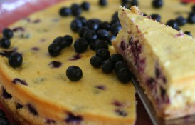Cheesecake cu afine și iaurt (cu coacere)