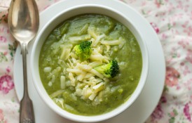 Supă de broccoli cu paste