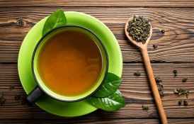 8 ceaiuri care te ajută să slăbești fără efort