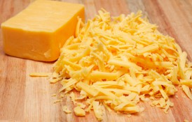 Brânza Cheddar. Calorii, beneficii și contraindicații