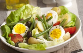 Salată de ouă - rețete, beneficii, calorii