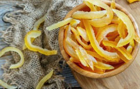 Coajă de lămâie confiată - cum se face simplu și la ce o folosești