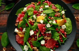 Salată de spanac cu grapefruit și brânză feta