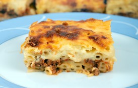 Pastitsio (macaroane cu carne tocată)