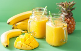 Cum să faci un smoothie tropical delicios în 5 minute