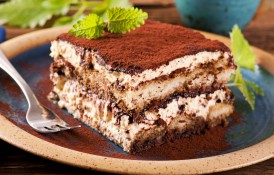 Tiramisu - rețeta originală, cu rom și cafea