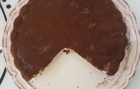 Tort tiramisu cu rom - rețeta simplă și delicioasă