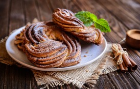 Estonian Kringel - colac împletit cu scorțișoară